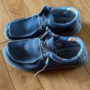 Hey Dude Men's Blue Moccasins